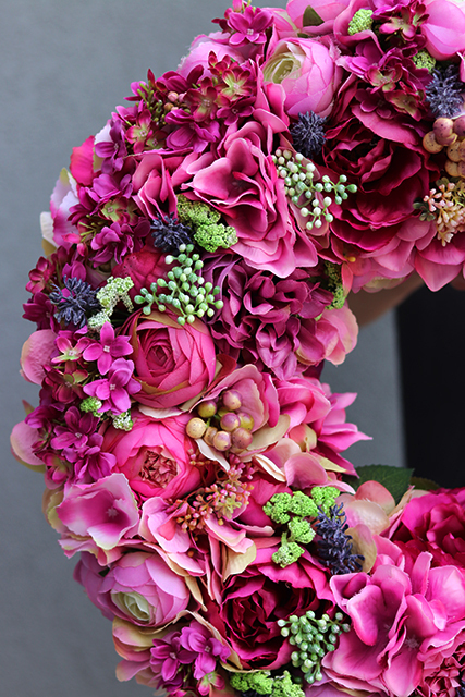 Georra, ogromny wianek na drzwi w kolorze fuksji, śr.45cm 