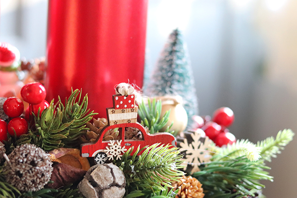 adwentowy czerwony stroik, Kraina Dzieciństwa, wym.19x43x17cm  