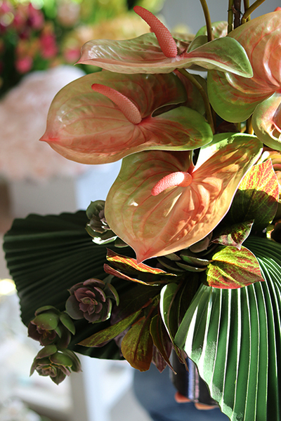 strzelista kompozycja kwiatowa z anturium, Modern, wys.66cm