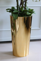 Golderia, elegancki storczyk podłogowy w złotej donicy, wys.130cm 