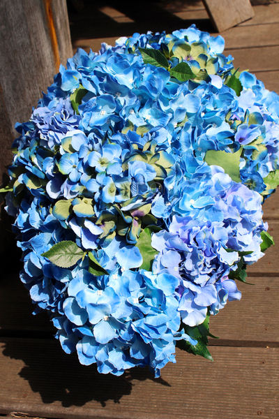elegancka kompozycja kwiatowa / bukiet Hydrangea wys.40cm, dł.70cm