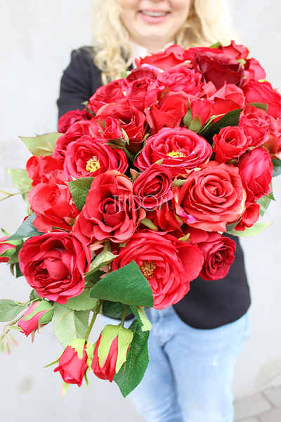 bukiet / kwiatowa kompozycja Ekskluzywna Czerwień, wys.22cm