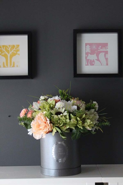 Bethany, kompozycja kwiatowa, flowerbox, wys.36cm