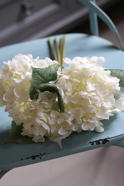 bukiet hortensji, Pastel Melody, ecru, 4szt. dł.36cm