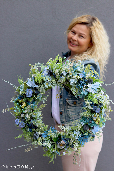 Błękitna Łąka, dekoracyjny wianek na drzwi, śr.46cm