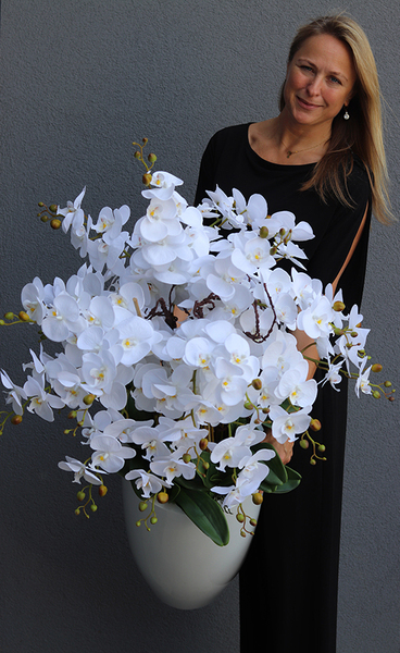 Grande Fiberglass Extra Śnieżna Biel, efektowny storczyk w białej donicy z fiberglass (połysk), wys.150cm