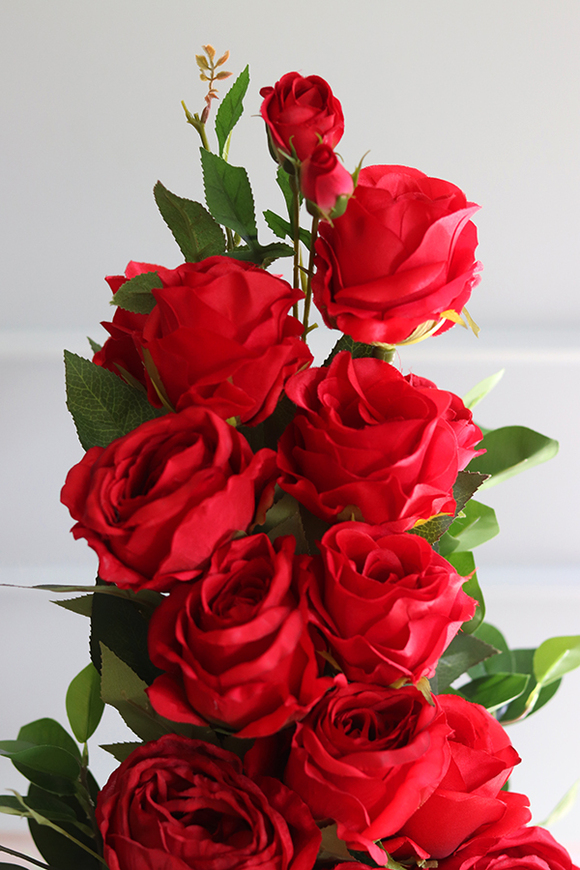 Czerwone Serce, bukiet nagrobny  we wkładzie do wazonu, wys.68cm