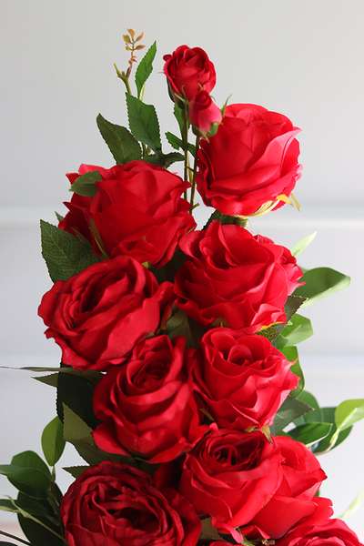 Czerwone Serce, bukiet nagrobny  we wkładzie do wazonu, wys.68cm