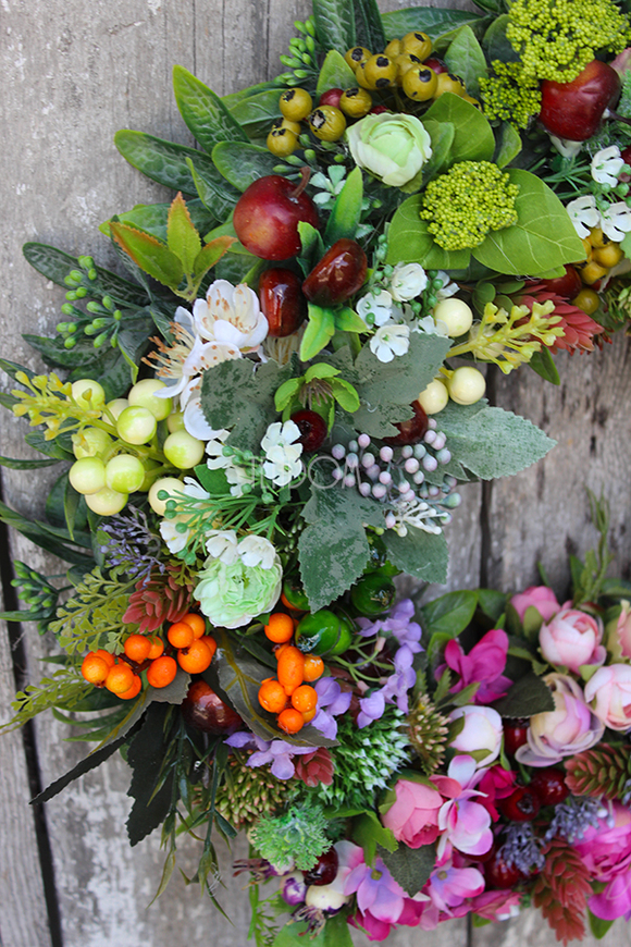 bardzo efektowny wianek Biały Kwiat, śr.38cm 