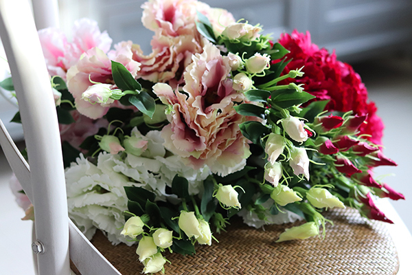 bukiet eustomy na piku, wiśnia, 12szt. dł.47cm