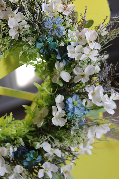 dekoracyjny wianek na drzwi, Niebieska Wiosna, śr.49cm 