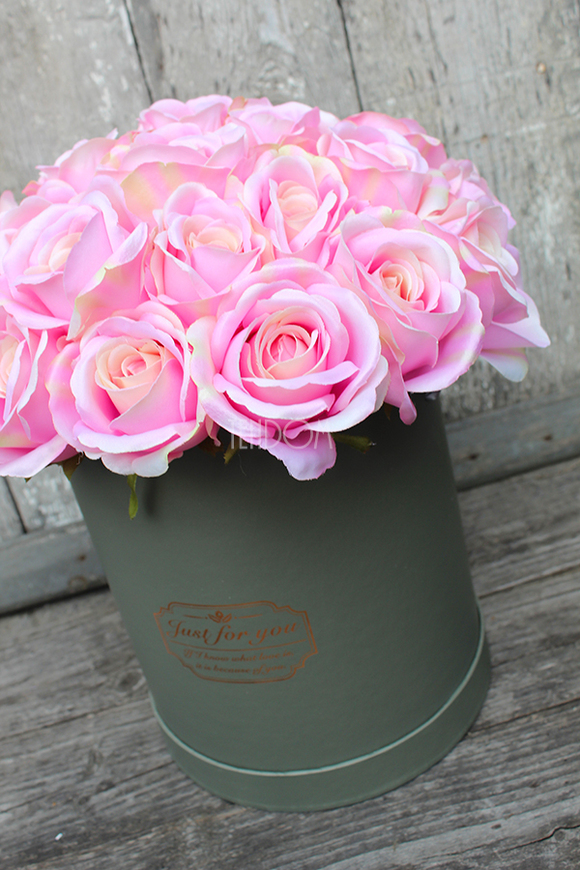 kompozycja kwiatowa / bukiet Flowerbox Różowa Aura, wys.37cm