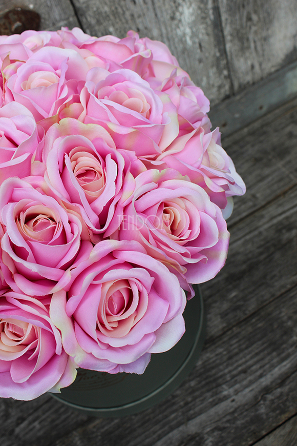 kompozycja kwiatowa / bukiet Flowerbox Różowa Aura, wys.37cm