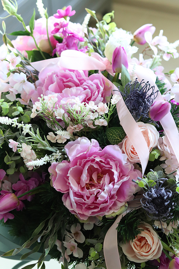 Nerona Pink, wysokiej jakości kompozycja nagrobna, wym.78x46cm