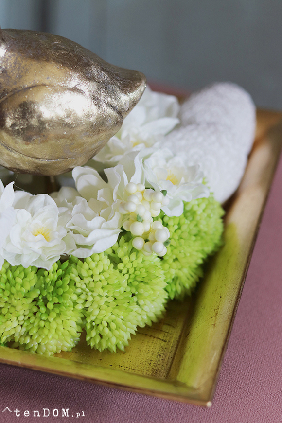 kompozycja wielkanocna na tacy, Złota Kokoszka, wym.14x20x20cm