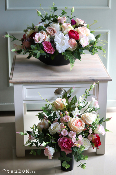 Odettino, bogaty bukiet nagrobny, wys.55cm