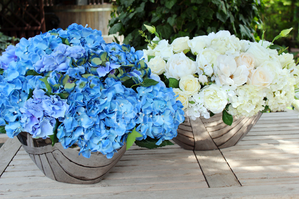 elegancka kompozycja kwiatowa / bukiet Hydrangea wys.40cm, dł.70cm