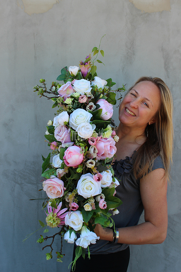 Abella kompozycja kwiatowa na stół, wys.26cm