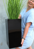 Praga, elegancka sztuczna trawa w donicy fiberglass, wys.135cm