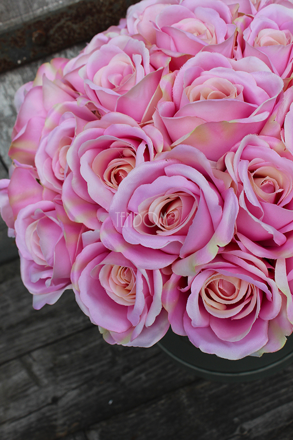 kompozycja kwiatowa / bukiet Flowerbox Różowa Aura, wys.37cm