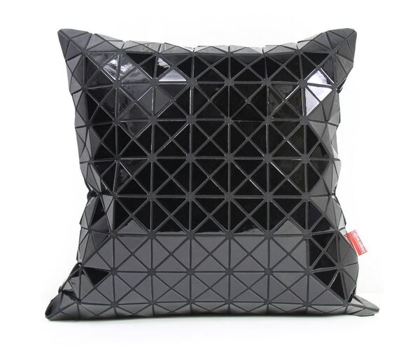poszewka na poduszkę Antti, geometryczny wzór, czarna, wym.40x40cm