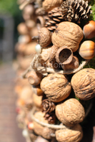 wianek dekoracyjny Nuts, śr.30cm