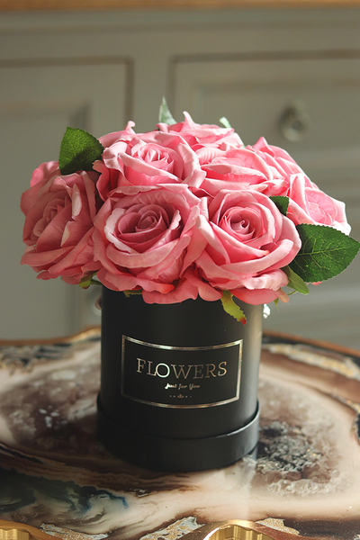 flowerbox z aksamitnymi różami, Celia, wys.22cm