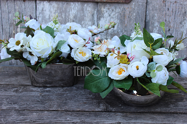 bogata kompozycja kwiatowa w ekskluzywnym naczyniu Infinity, 18x25cm