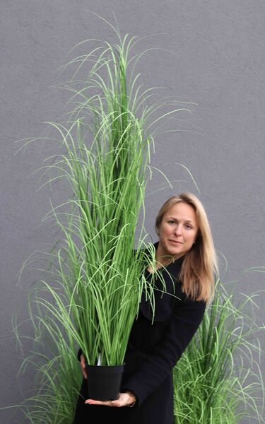 Macarena sztuczna trawa w osłonce plastikowej, wys.130cm
