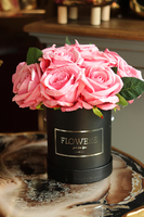 flowerbox z aksamitnymi różami, Celia, wys.22cm