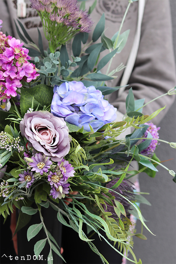 Della Fiolettina, bukiet nagrobny, wym.65x60cm 