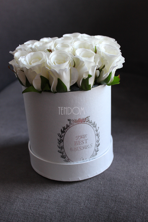 kompozycja kwiatowa / bukiet Flowerbox Kalena, wys.16cm 