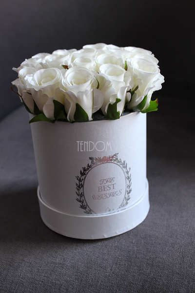 kompozycja kwiatowa / bukiet Flowerbox Kalena, wys.16cm 