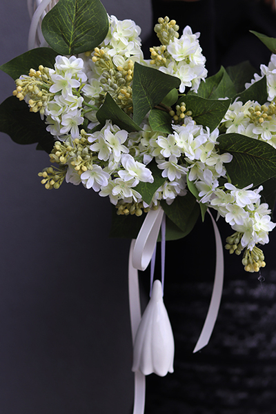 Lilak, wiosenny wianek ze sztucznych bzów, śr. 30cm