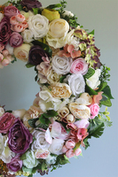 atrakcyjny gęsty wianek Caryca Katarzyna Indigo 2, śr.50cm