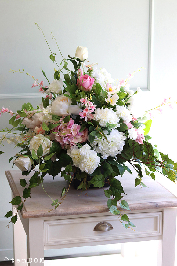 Karolitta, komplet dekoracji nagrobnych, kompozycja + bukiet