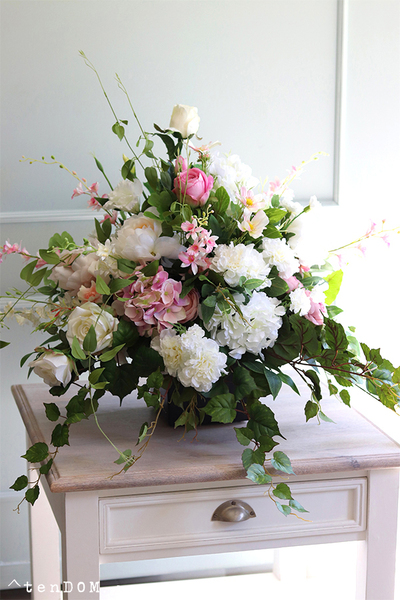 Karolitta, komplet dekoracji nagrobnych, kompozycja + bukiet