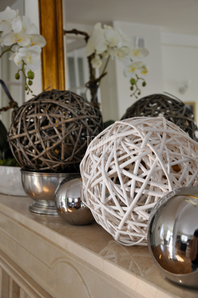 kula wiklinowa biała, śr. 23cm