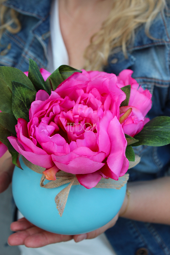 Sweet Candy kompozycja kwiatowa / bukiet wys.19cm,śr.19cm