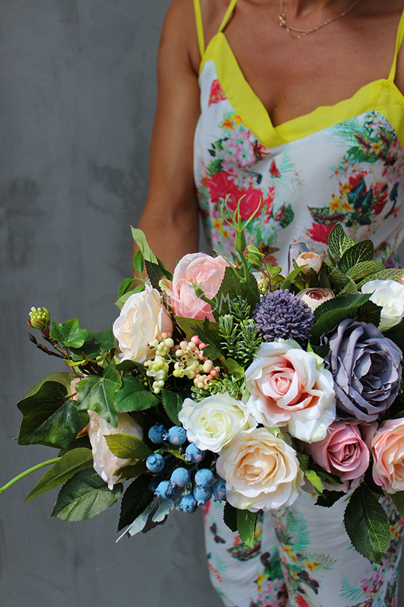 Alana kompozycja kwiatowa / bukiet wys.22cm, szer.48cm 