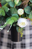 Odettino 2, bogaty bukiet nagrobny we wkładzie, wys.55cm