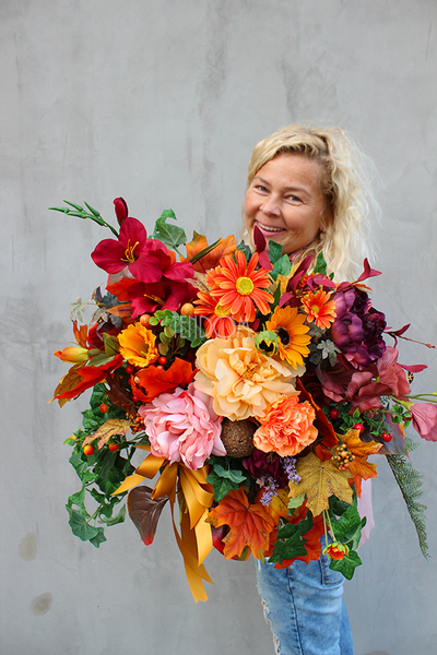 Jesienna Nostalgia kompozycja kwiatowa nagrobna, wym.45x50x40cm