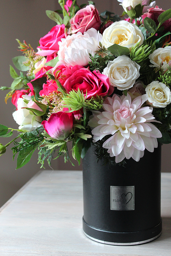 Diora 2, ekskluzywny flowerbox, kompozycja kwiatowa, wys.52cm