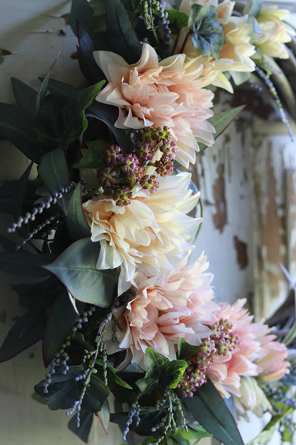 Berina, asymetryczny wianek na drzwi, śr.38cm 