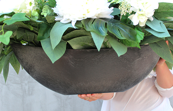 duża dekoracja / wiązanka nagrobna w donicy łódce, Lanta, dł.116cm