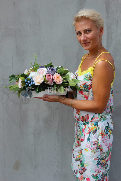 Alana kompozycja kwiatowa / bukiet wys.22cm, szer.48cm 