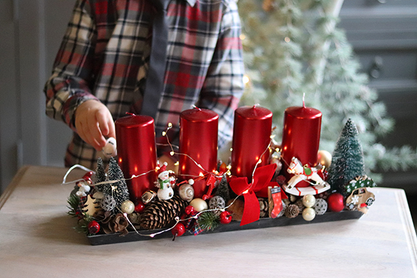 adwentowy stroik Dzieciństwo, wym.19x40x17cm