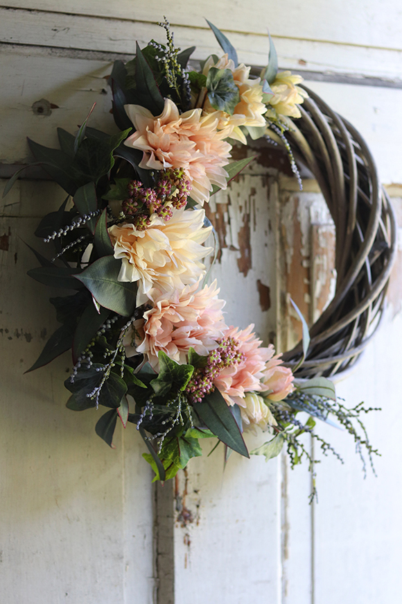 Berina, asymetryczny wianek na drzwi, śr.38cm 