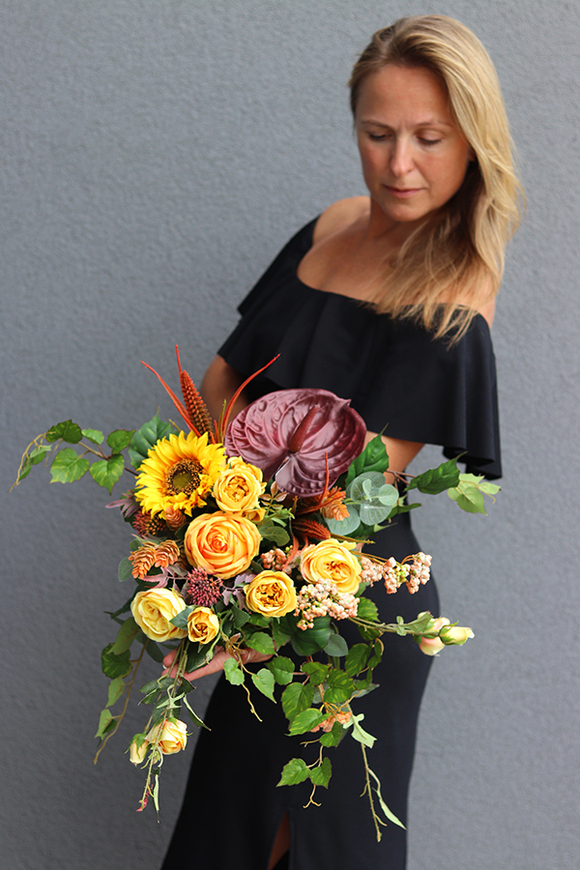 Miodowe Lata, bukiet / dekoracja nagrobna, dł.59cm