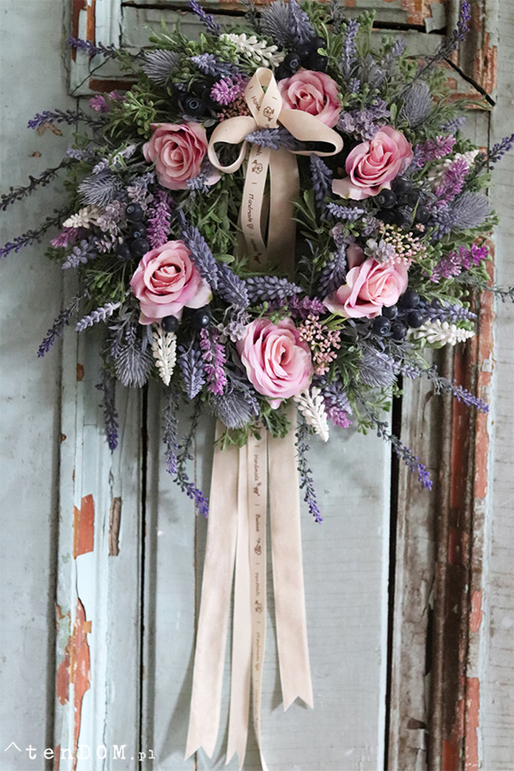 delikatny wiosenny wianek Lawendowe Wzgórza, śr.32cm